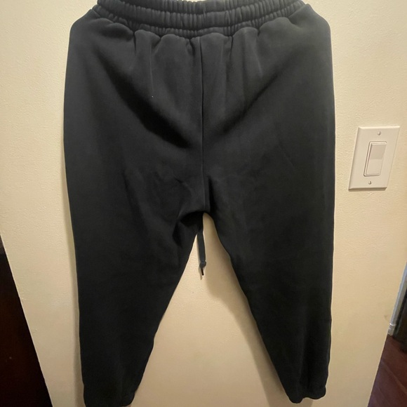 Fabletics Black Sweatpants - Picture 5 of 5